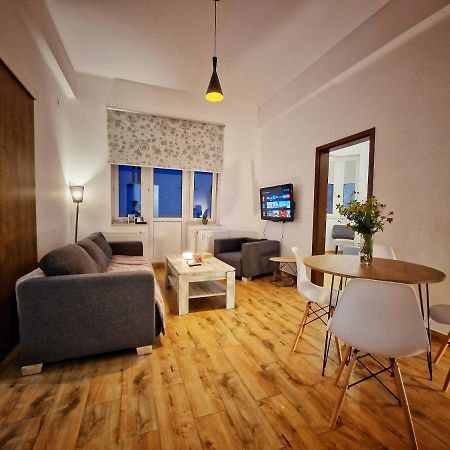 Apartament Beatrice Пшемишъл Екстериор снимка